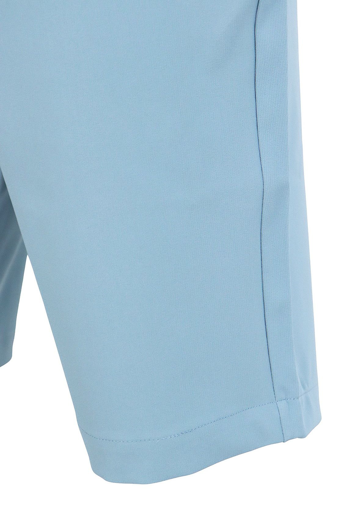 ゼロハリバートンゴルフのパンツ