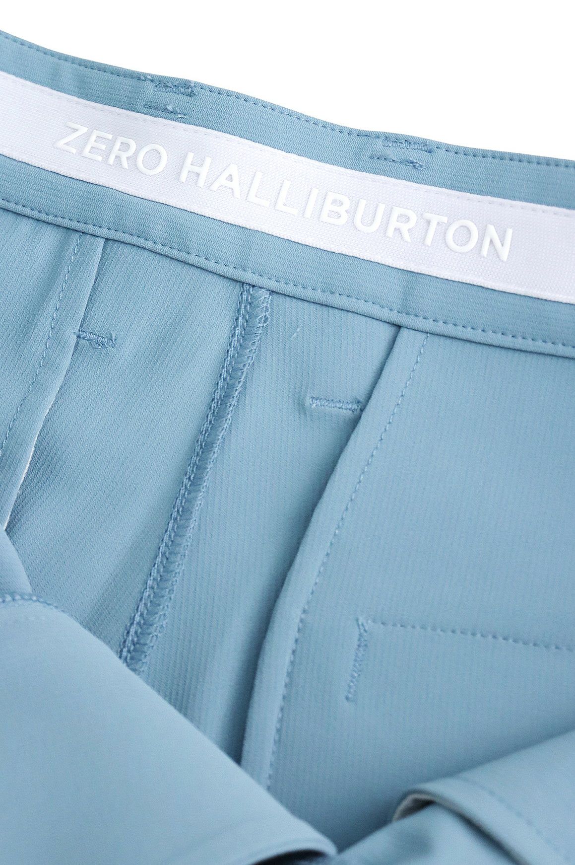 ゼロハリバートンゴルフのパンツ