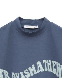 トラヴィスマシューのハイネックシャツ