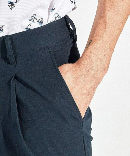 マンシングウェアのパンツ