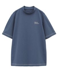 トラヴィスマシューのハイネックシャツ
