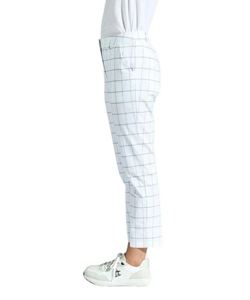 マンシングウェアのパンツ