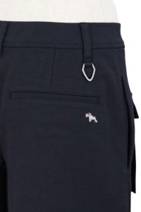 ヒールクリークのスカート