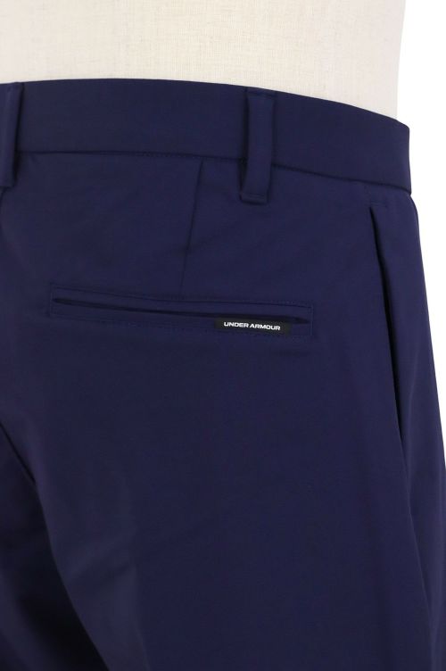 アンダーアーマーのショートパンツ