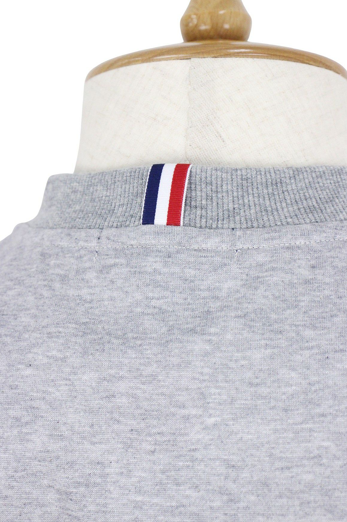 ラウラフェリーチェのTシャツ