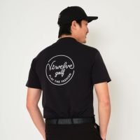V12ゴルフのハイネックシャツ