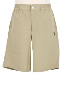 ティーマックのショートパンツ