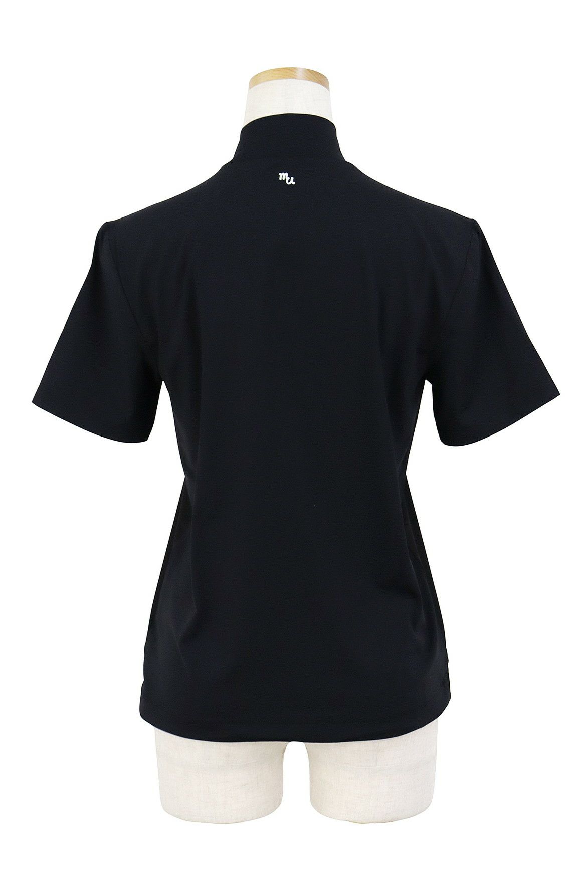 MUスポーツのハイネックシャツ