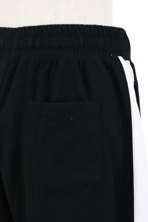 チャンピオンのショートパンツ