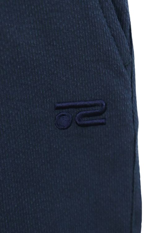 ロサーセンのロングパンツ