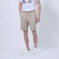 ロサーセンのハーフパンツ