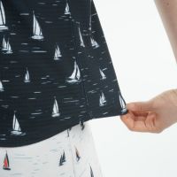 トミーヒルフィガーのポロシャツ