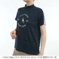 トミーヒルフィガーのハイネックシャツ
