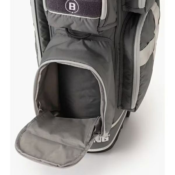 ブリーフィングゴルフのキャディバッグ