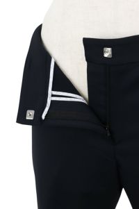 MUスポーツのパンツ