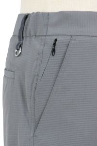 クアルトユナイテッドのパンツ