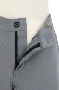クアルトユナイテッドのパンツ