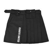 クアルトユナイテッドのスカート
