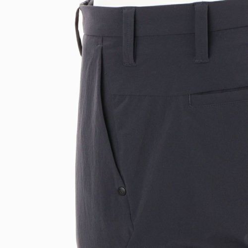 ブリーフィングのロングパンツ