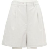 ブリーフィングのショートパンツ
