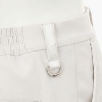 ブリーフィングのショートパンツ