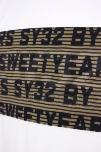 sy32のTシャツ