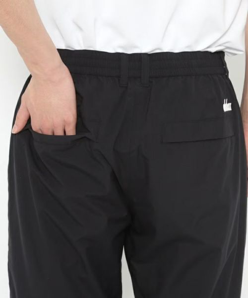 アダバットのレインパンツ