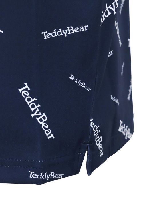 クアルトユナイテッドのハイネックシャツ