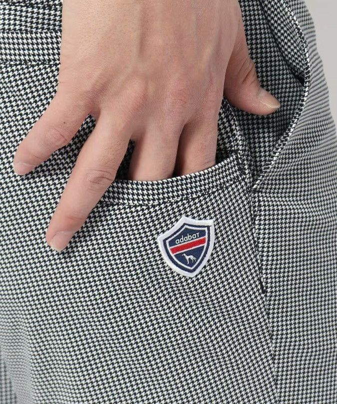 アダバットのパンツ