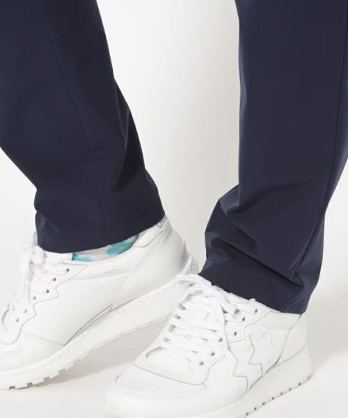 アダバットのパンツ