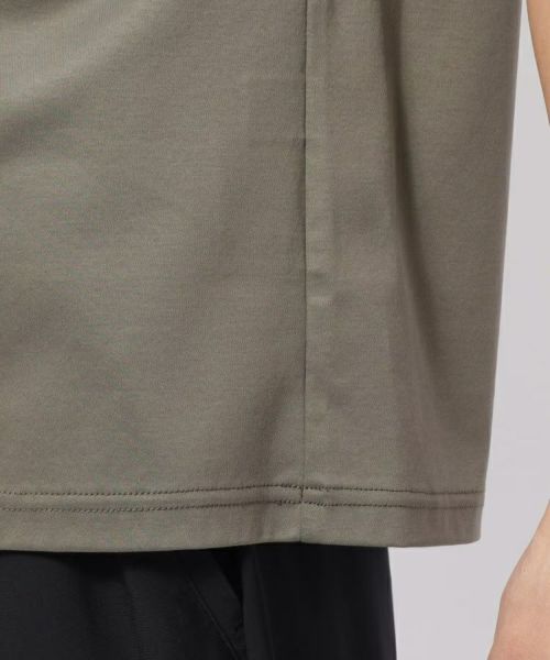 アダバットのＴシャツ