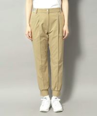 アダバットのパンツ