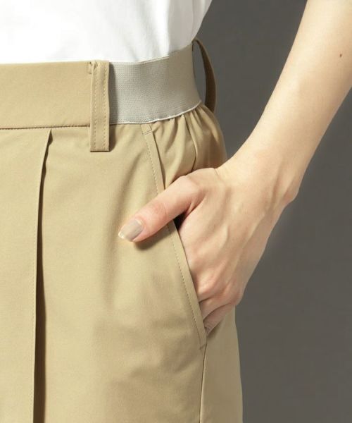 アダバットのパンツ