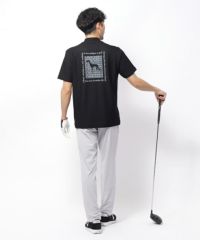 アダバットのハイネックシャツ