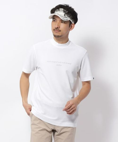 アダバットのハイネックシャツ