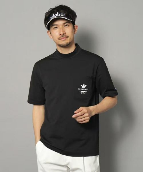 アダバットのハイネックシャツ