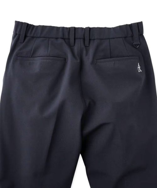 アダバットのパンツ