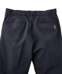 アダバットのパンツ