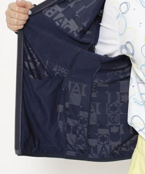 アダバットのブルゾン