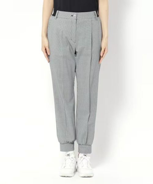 アダバットのパンツ