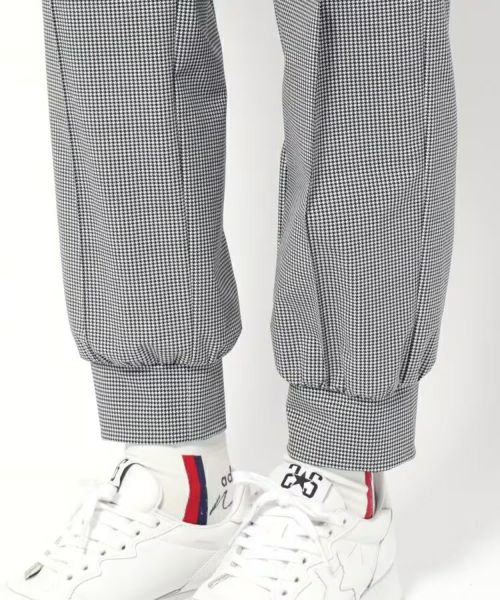 アダバットのパンツ