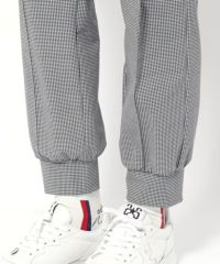 アダバットのパンツ