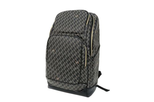 レザレクションのリュック