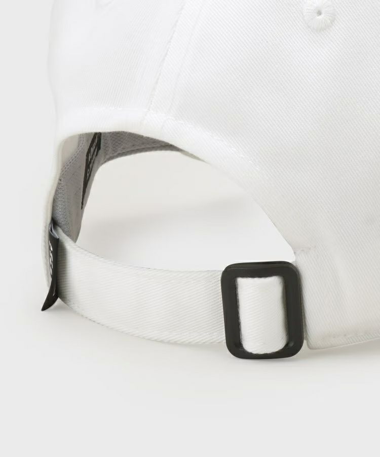 アダバットのキャップ