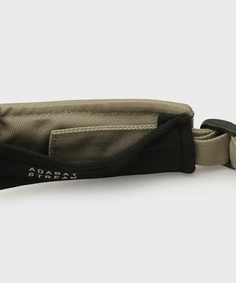 アダバットのサンバイザー