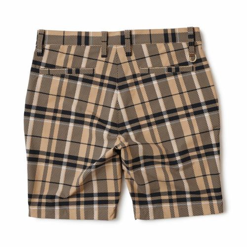 ヴィトゥエルブのショートパンツ