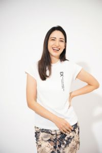 キックスリーのハイネックシャツ
