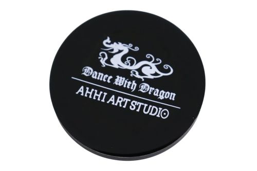 ダンスウィズドラゴンのTシャツ