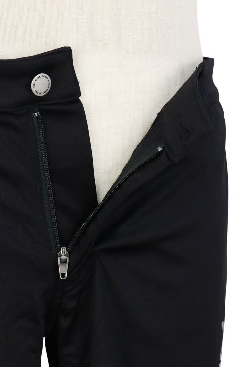 キックスリーのパンツ