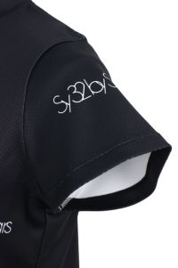 SY32のハイネックシャツ